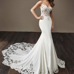 NEW Stunning Badgley Mischka Blake Dress! Never Worn! Size 8 can fit a 6 too. ✨